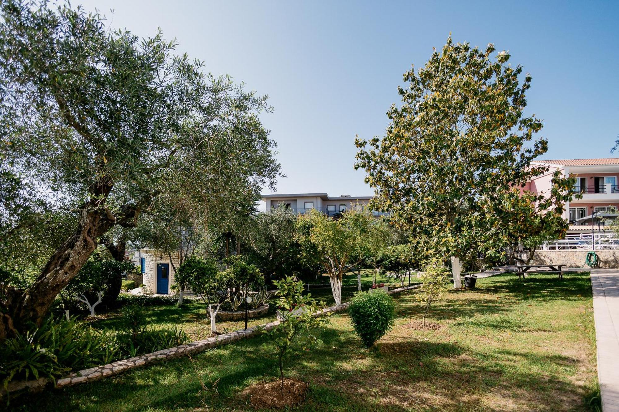 Mathraki Resort 古维亚 外观 照片